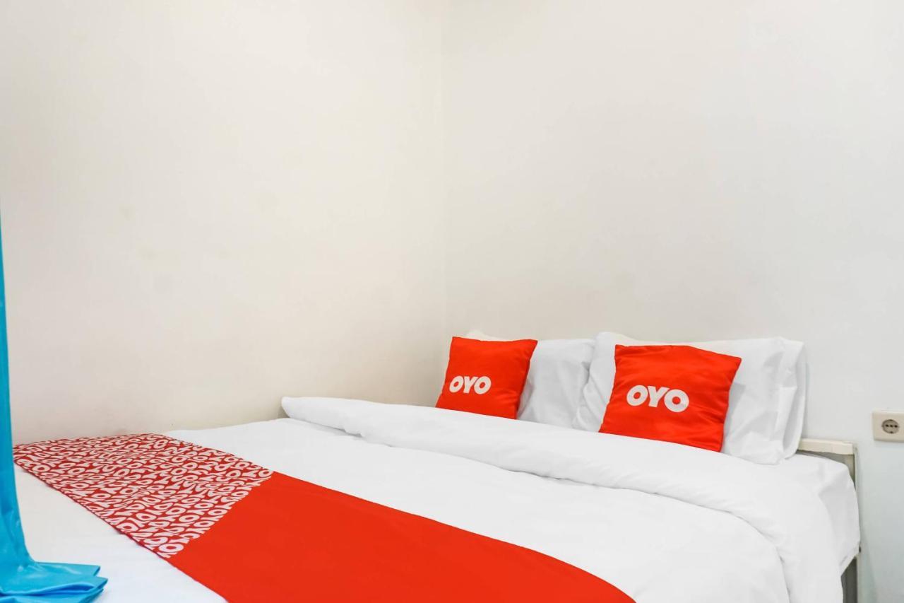 Hotel OYO 91074 Stariez Senen Syariah Jakarta Exterior foto