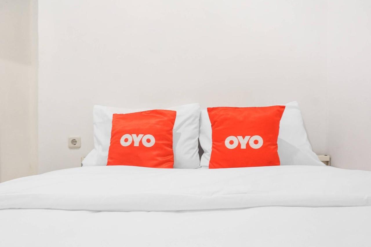 Hotel OYO 91074 Stariez Senen Syariah Jakarta Exterior foto
