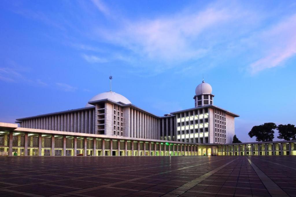 Hotel OYO 91074 Stariez Senen Syariah Jakarta Exterior foto